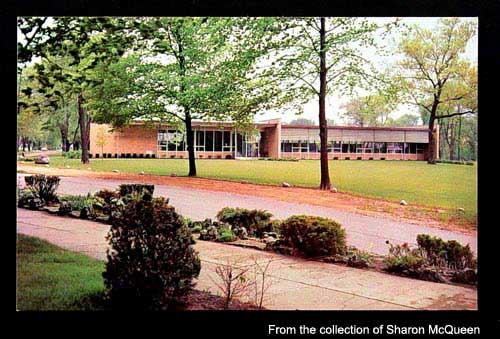 Orchard Lake, Alumni Memorial